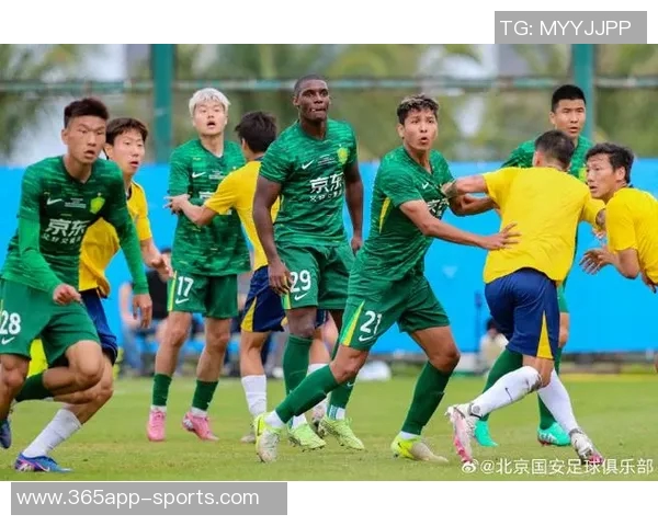 国安队今晨十点启程前往海口进行冬训斯帕吉奇法比奥随队出发 国安队今晨十点启程前往海口进行冬训斯帕吉奇法比奥随队出发